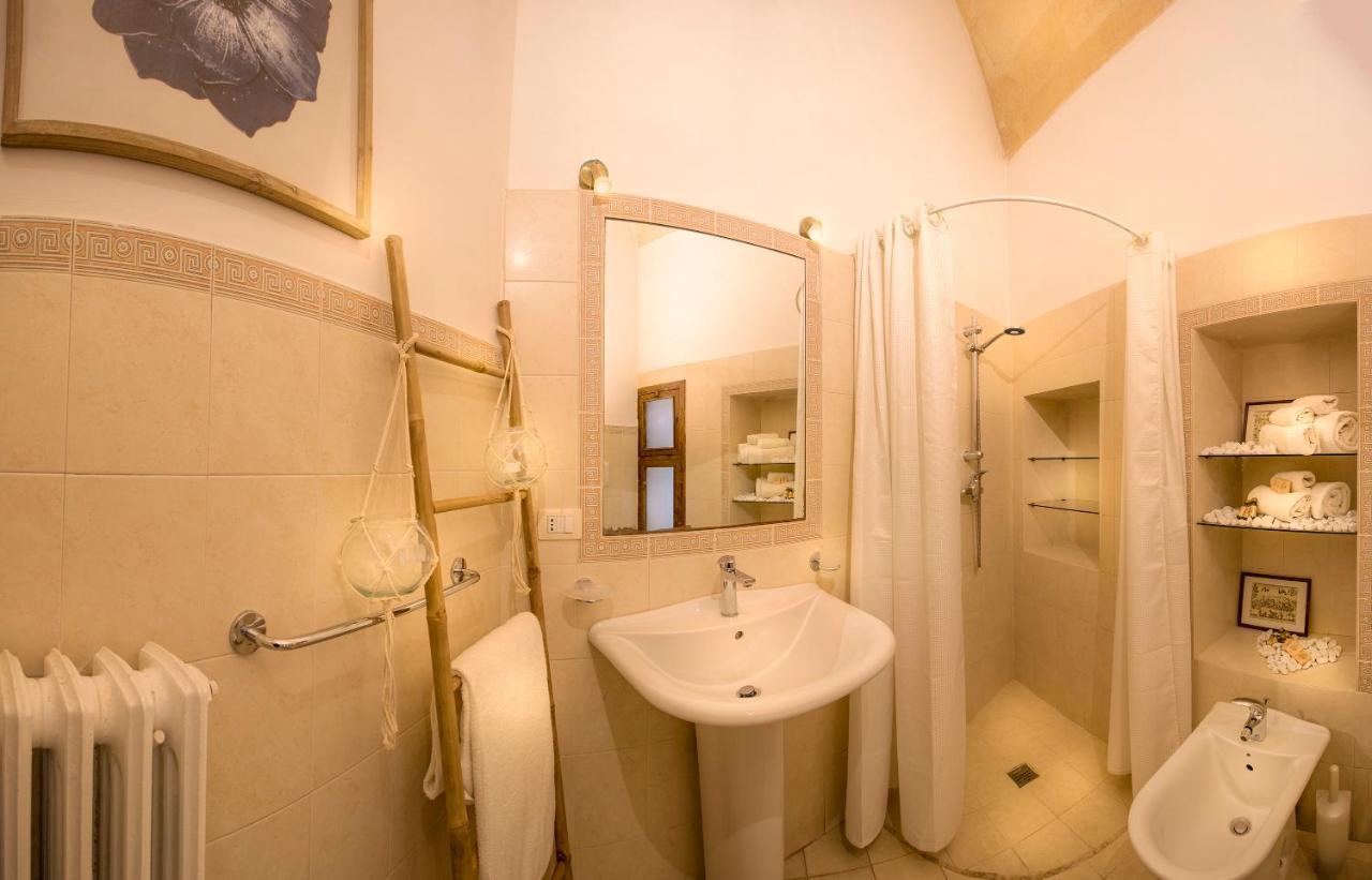 Forleo Historic Apartments - Treb Collection Lecce Ngoại thất bức ảnh